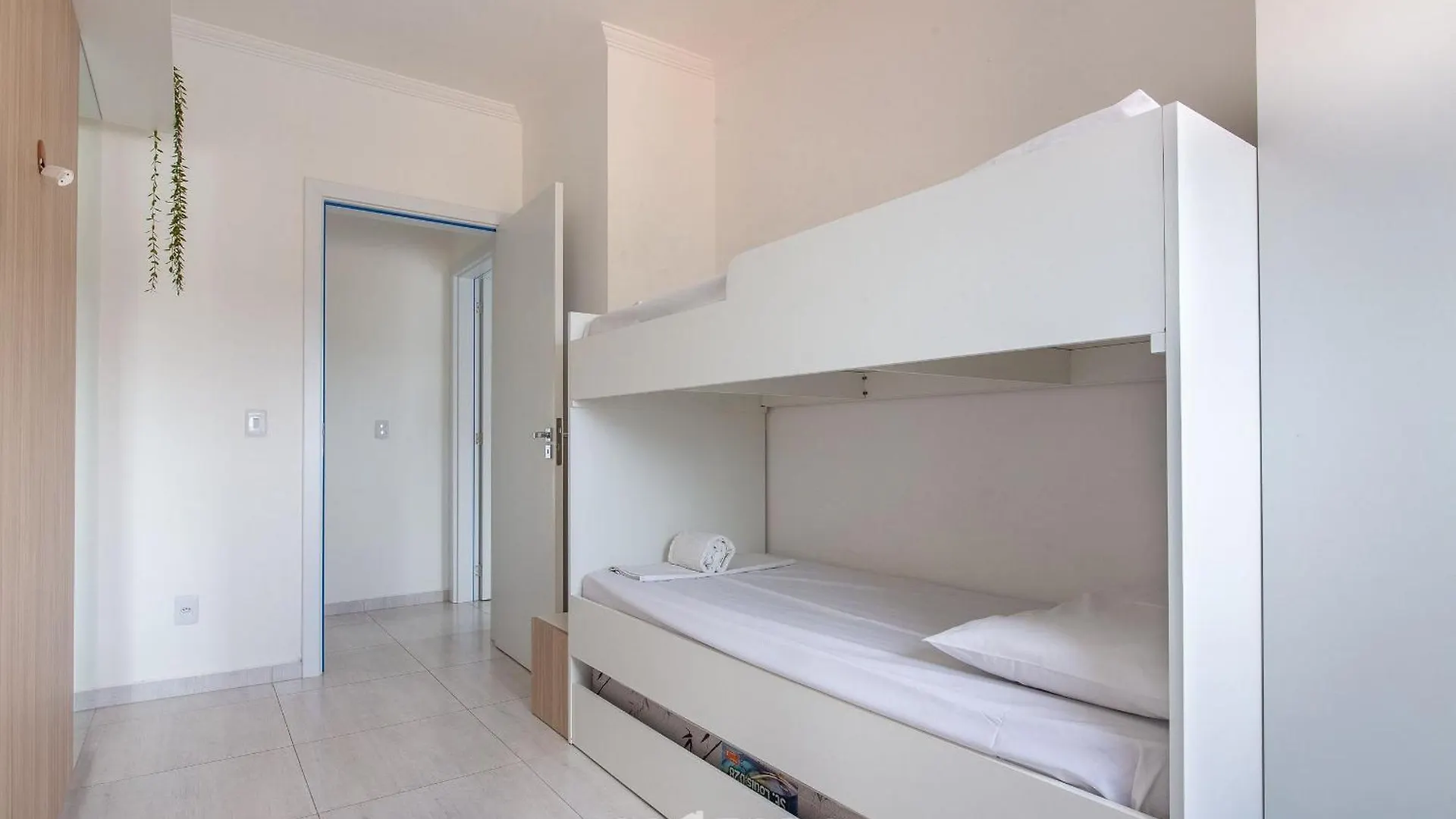 Apto Moderno Com Churrasq. A 600M Da Praia Com305 Florianopolis Apartment