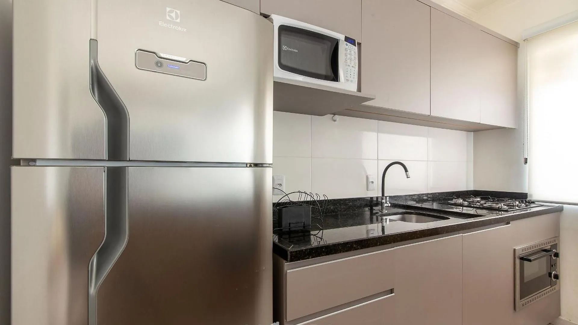 Apto Moderno Com Churrasq. A 600M Da Praia Com305 Florianopolis Apartment